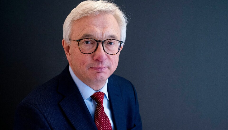 Riksrevisor Karl Eirik Schjøtt-Pedersen retter en pekefinger mot JD når det gjelder digital sikkerhet i sivil sektor. – De kan ikke stå på sidelinjen og se på at ting går for sakte. Da må de få fortgang i sakene, understreker han. Foto: Javad Parsa / NTB Riksrevisor Karl Eirik Schjøtt-Pedersen retter en pekefinger mot JD når det gjelder digital sikkerhet i sivil sektor. – De kan ikke stå på sidelinjen og se på at ting går for sakte. Da må de få fortgang i sakene, understreker han. Foto: Javad Parsa / NTB