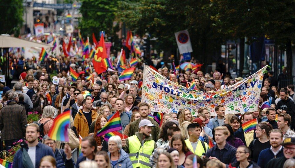 OSLO PRIDE: Regnbuetog og solidaritetsmarkering 10. september i Oslo. Det opprinnelige pride-toget ble avlyst etter skytingen utenfor London pub i juni. Regnbuetog og solidaritetsmarkering 10. september i Oslo. Pride.