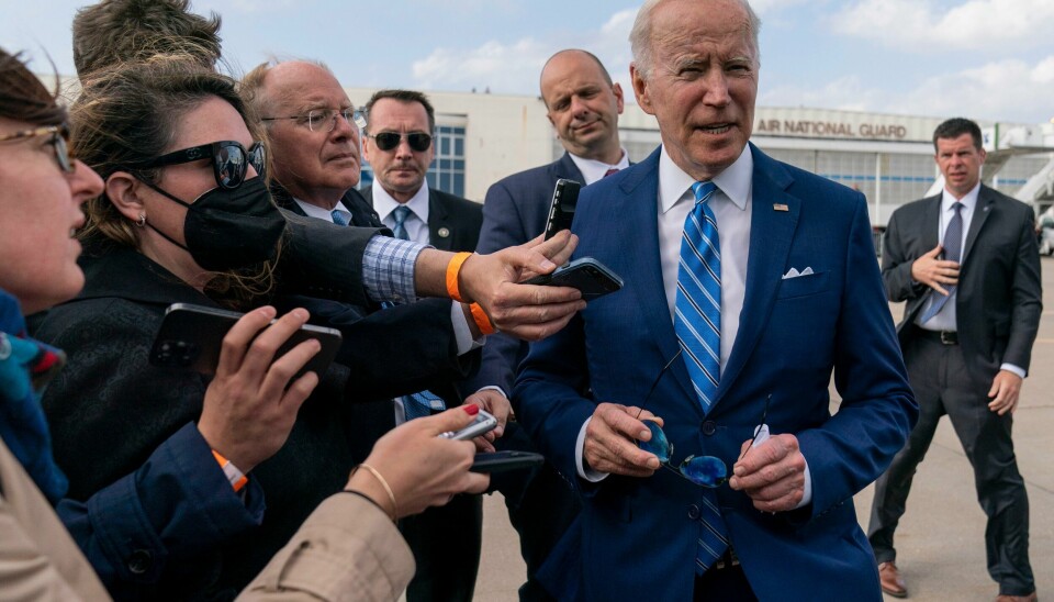 USAs president Joe Biden sier i en uttalelse at den nye pakken med militærhjelp inneholder verktøy som skal hjelpe Ukraina slå tilbake en ventet russisk offensiv i Donbas. Foto: Carolyn Kaster / AP Photo / NTB USAs president Joe Biden sier i en uttalelse at den nye pakken med militærhjelp inneholder verktøy som skal hjelpe Ukraina slå tilbake en ventet russisk offensiv i Donbas. Foto: Carolyn Kaster / AP Photo / NTB