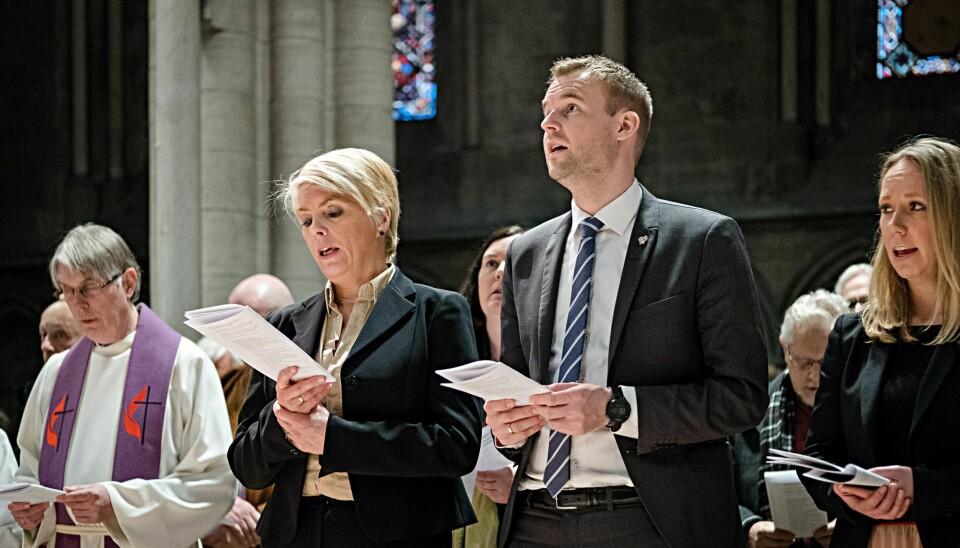 Tidligere i år deltok KrF-leder Kjell Ingolf Ropstad på gudstjeneste i Nidarosdomen, etterfulgt av åpning av Kirkemøtet. – KrF tror at det er lettere å respektere andres tro når vi er trygge på vår egen bakgrunn, skriver han.