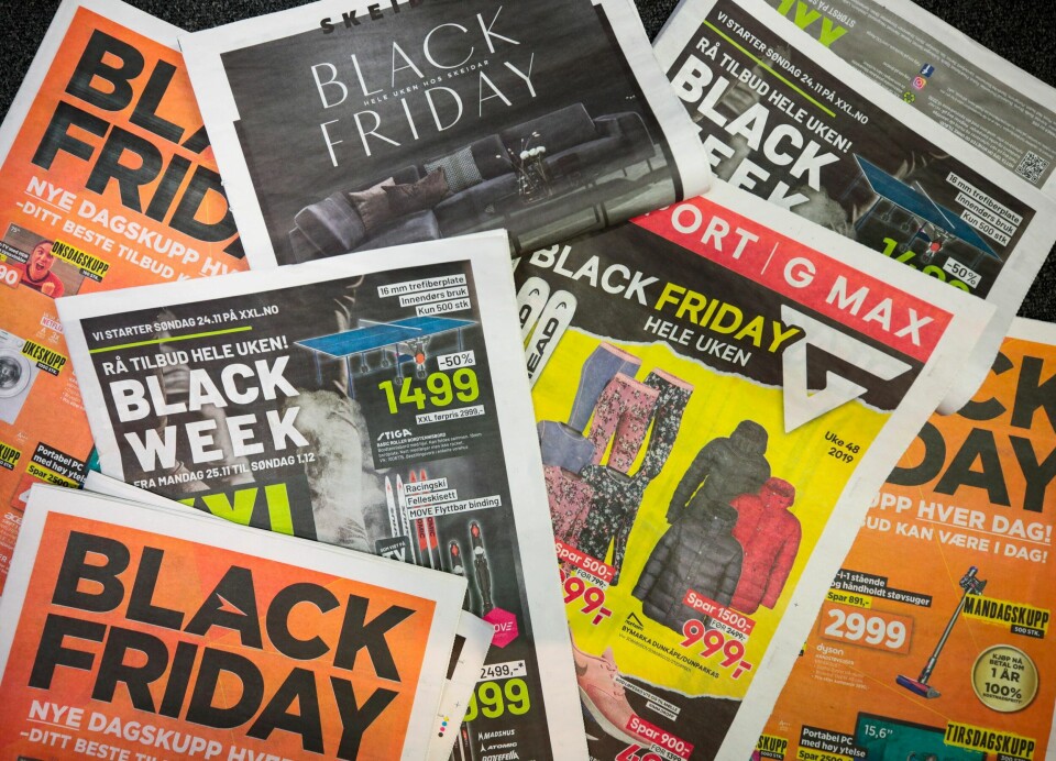 Oslo 20191126. Black Friday og Black Week preger denne uken. De store leverandørene av sportsklær, møbler og elektro fyller postkasser og aviser.Foto: Lise Åserud / NTB scanpix