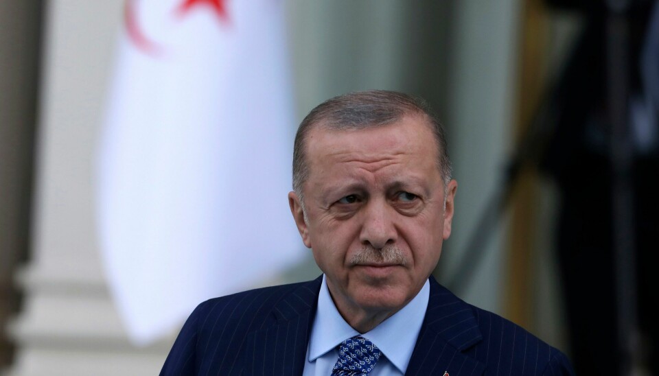 President Recep Tayyip Erdogan krever resultater fra Finland og Sverige dersom Tyrkia skal kunne godta Nato-søknadene til de to landene. President Recep Tayyip Erdogan krever resultater fra Finland og Sverige dersom Tyrkia skal kunne godta Nato-søknadene til de to landene. Foto: Burhan Ozbilici / AP / NTB