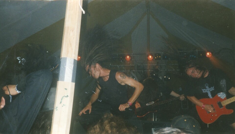 HEAVY METAL: Extol var et toneangivende kristent heavy metal band. Her med vokalist Peter Espevoll (t.v.) og gitarist Ole Børud (t.h.) under DP-festivalen i regi av Sub Church. Året er rundt 2000.