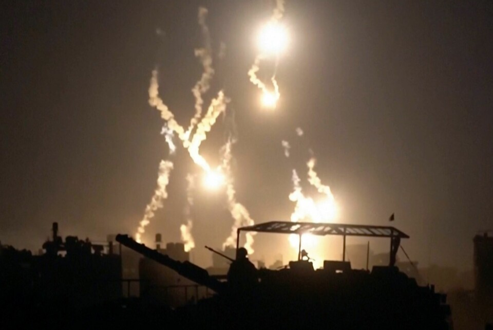 Israelske soldater på Gazastripen. Bildet er tatt av det israelske militæret (IDF). Foto: IDF via AP / NTB Israels forsvarssjef Herzi Halevi varsler en utvidelse av bakkeoperasjonene på Gaza. Det sa han da han besøkte israelske soldater på Gaza fredag. Foto: Israeli Defense Forces / AP / NTB.