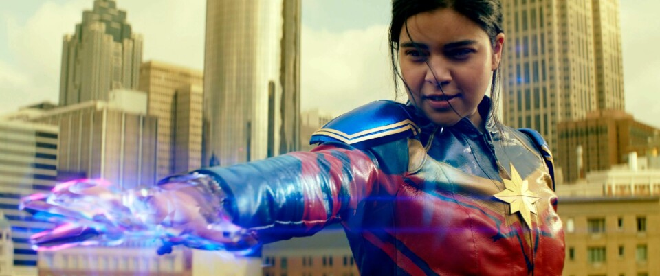 UTFORDRINGER: Kamala Khan møter flere utfordringer knyttet til det å være tenåringsjente og superhelt. Bilde av Ms. Marvel.
