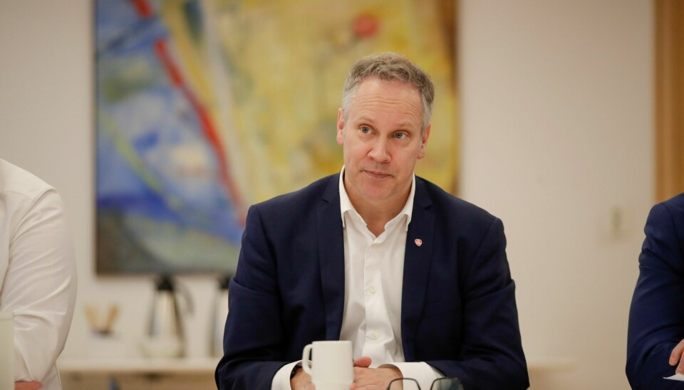 Samferdselsminister Jon-Ivar Nygård (Ap) innser at det er langt igjen til å oppnå nullvisjonen om ingen omkomne i trafikken, men ønsker å intensivere arbeidet med trafikksikkerhet. Foto: Emilie Holtet / NTB Samferdselsminister Jon-Ivar Nygård (Ap) innser at det er langt igjen til å oppnå nullvisjonen om ingen omkomne i trafikken, men ønsker å intensivere arbeidet med trafikksikkerhet. Foto: Emilie Holtet / NTB
