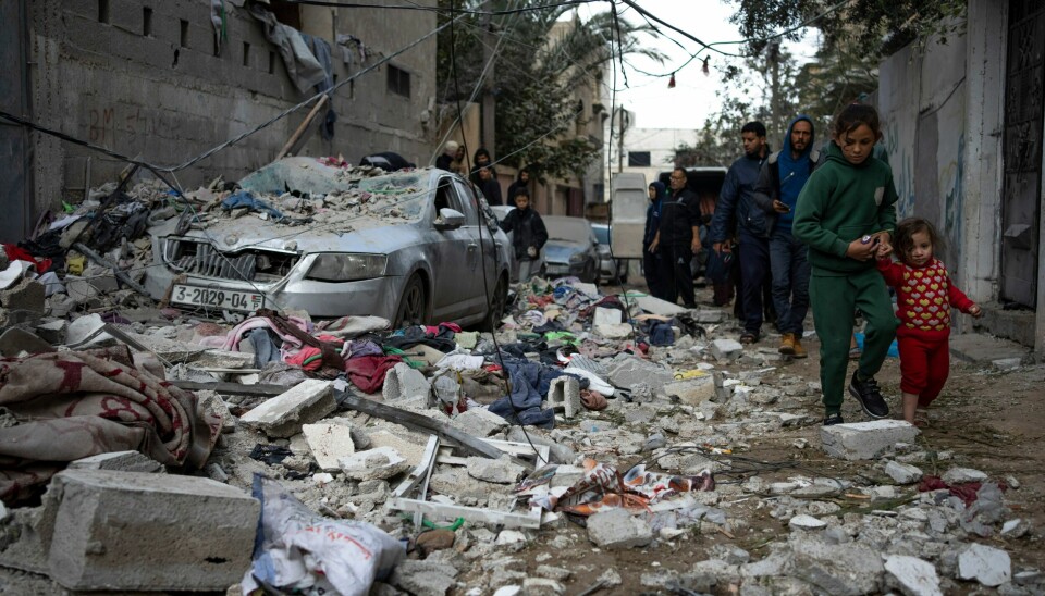 1,5 millionar palestinarar har søkt tilflukt i Rafah, som er 62 kvadratkilometer stort. Netanyahu beordrar at han vil ha dei evakuert. Foto: Fatima Shbair / AP / NTB 1,5 millioner palestinere har søkt tilflukt i Rafah, som er 62 kvadratkilometer stort. Netanyahu beordrer at han vil ha dem evakuert. Foto: Fatima Shbair / AP / NTB
