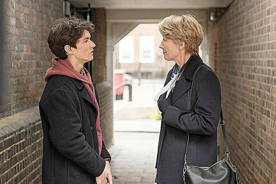 Dommaren Fiona May (Emma Thompson) møter 17 år gamle Adam Henry (Fionn Whitehead) som er er medlem av Jehovas vitne.