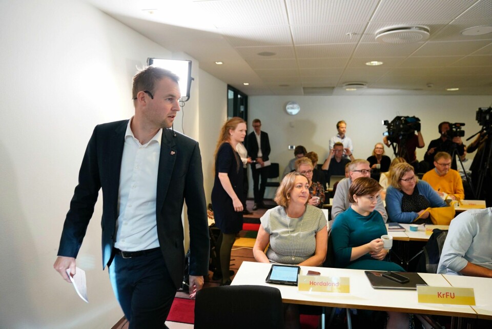 KrF-leder Kjell Ingolf Ropstad rett før talen til partiets landsstyre.