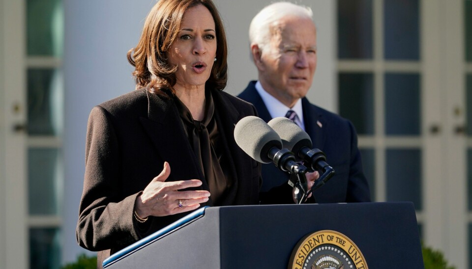 Rasistisk motivert lynsjing er endelig satt på lista over føderale forbrytelser i USA. Den nye loven ble undertegnet av president Joe Biden tirsdag under en seremoni der også visepresident Kamala Harris deltok. Foto: AP / NTB Rasistisk motivert lynsjing er endelig satt på lista over føderale forbrytelser i USA. Den nye loven ble undertegnet av president Joe Biden tirsdag under en seremoni der også visepresident Kamala Harris deltok. Foto: AP / NTB