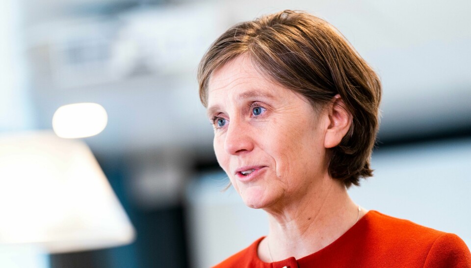 ALVORLIG: Barneminister Kjersti Toppe (Sp) bekrefter at dette skal bli en uavhengig granskning, men sier det er for tidlig å komme med flere detaljer. Barne- og familieminister Kjersti Toppe (Sp) er ikke fornøyd med standardavtalen for strøm som strømbransjen har kommet med. Foto: Håkon Mosvold Larsen / NTB