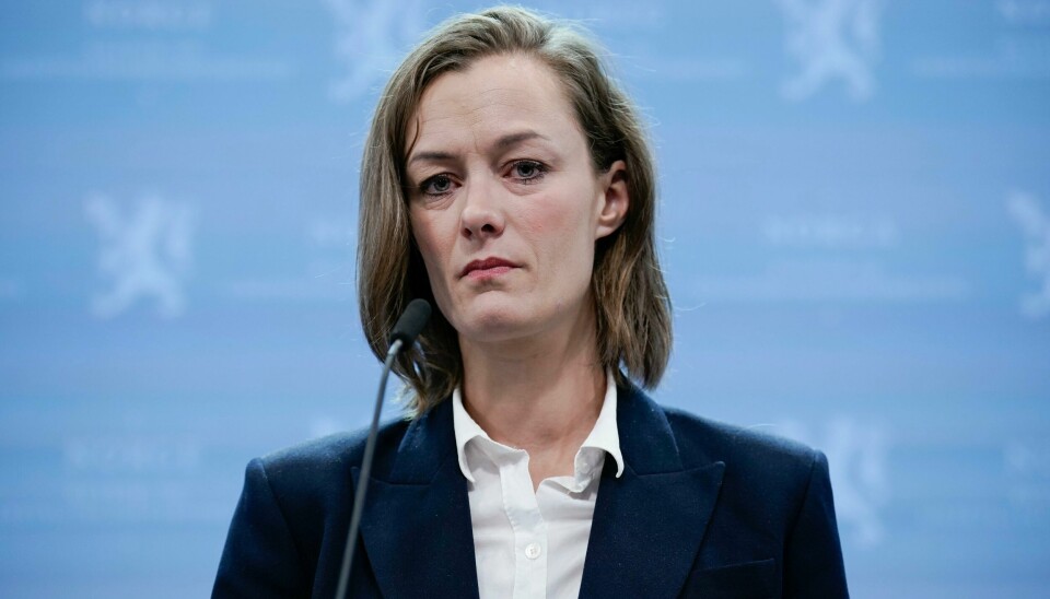 Kultur- og likestillingsminister Anette Trettebergstuen (Ap) trekker seg etter å ha brutt reglene for habilitet. Foto: Stian Lysberg Solum / NTB Kultur- og likestillingsminister Anette Trettebergstuen (Ap) trekker seg etter å ha brutt reglene for habilitet. Foto: Stian Lysberg Solum / NTB