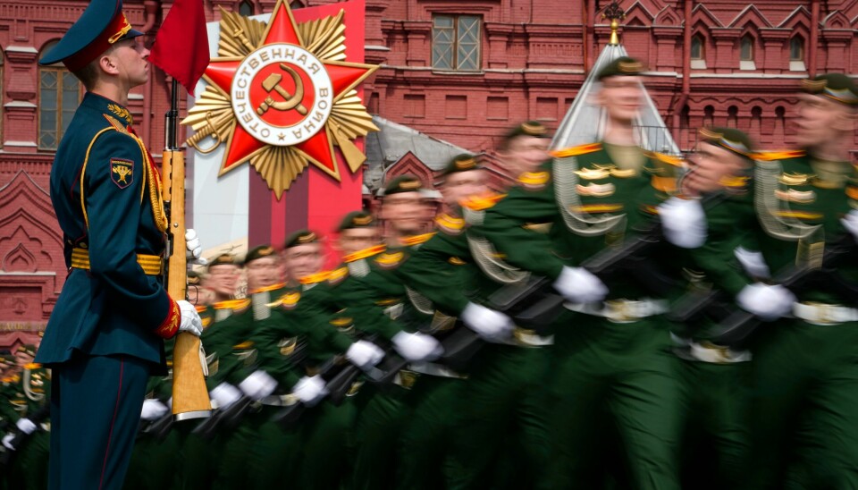Russiske soldater holdt lørdag generalprøve før mandagens seiersdagsparade i Moskva. Foto: Aleksandr Zemljanitsjenko / AP / NTB Russiske soldater holdt lørdag generalprøve før mandagens seiersdagsparade i Moskva. Foto: Aleksandr Zemljanitsjenko / AP / NTB