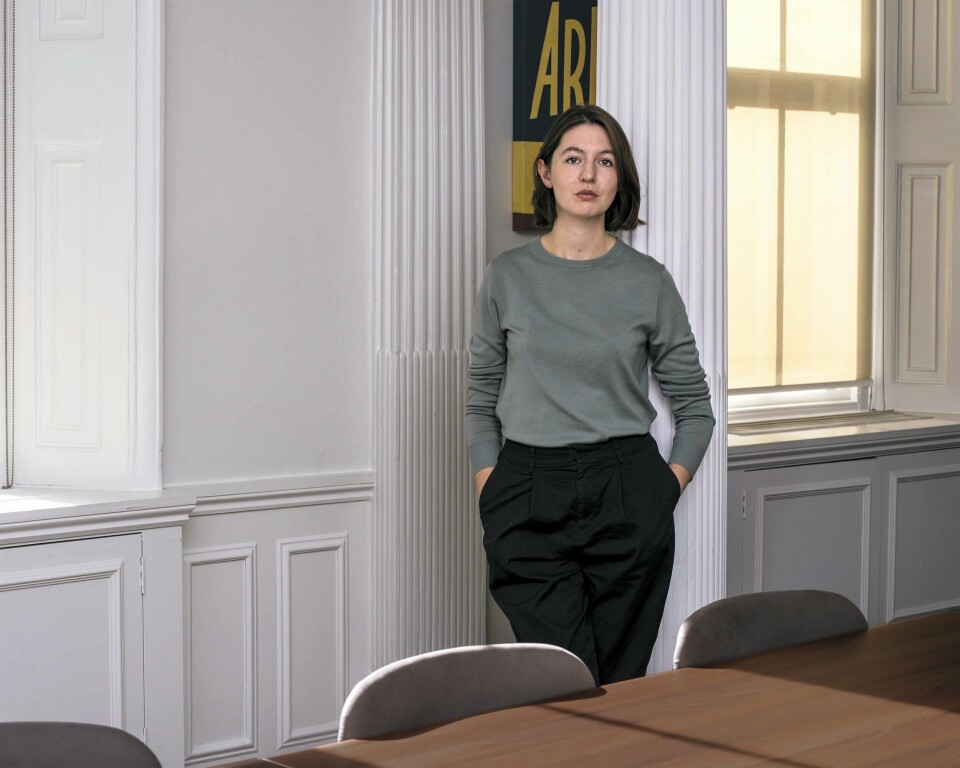 MYE LEST: Den irske forfatteren Sally Rooney (30) har en stor leserskare i mange land.