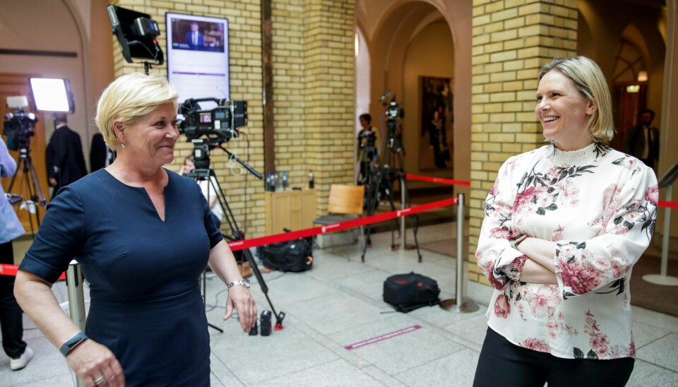 To fornøyde Frp-topper: Siv Jensen og Sylvi Listhaug.