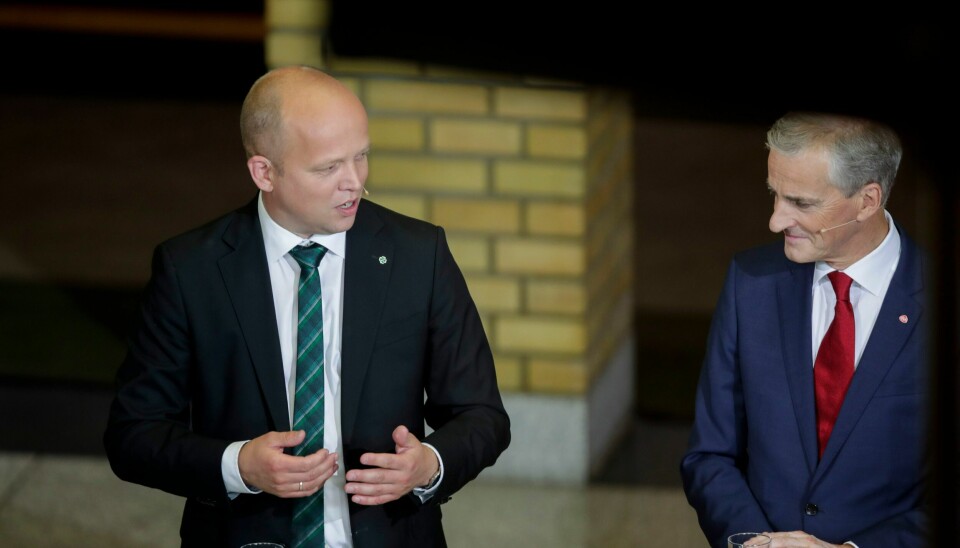 OVERRASKENDE: – Det er overraskende at Sp og Ap har stilt seg positive til at lokalpolitikere skal få lov til å fjerne støtten til tros-og livssynssamfunn, skriver Henrik Stokken. Bilde: Partilederne for Sp og Ap. Oslo 20190909. Trygve Slagsvold Vedum leder i Sp og Jonas Gahr Støre leder i Ap på stortinget under partilederdebatten.Foto: Vidar Ruud / NTB