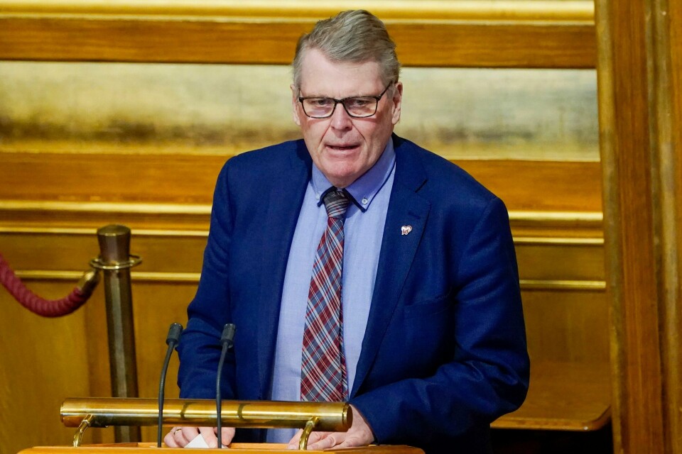 Parlamentarisk leder Hans Fredrik Grøvan i KrF vil beholde programformuleringen om at Norge skal flytte sin ambassade i Israel fra Tel Aviv til Jerusalem.