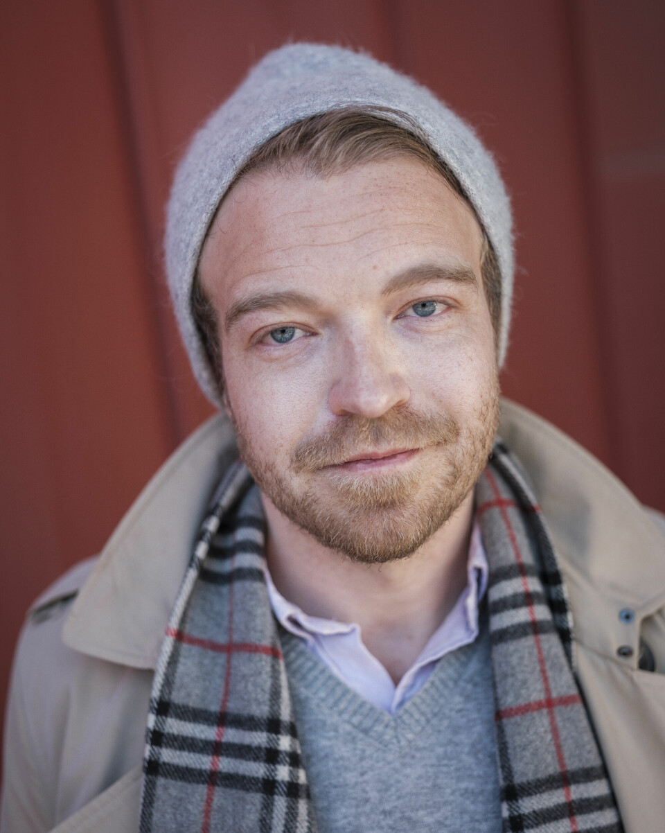 SELVBILDE: – Blant ungdom er det ingen som ser seg selv som den de er. Nesten alle ser seg selv som den de er livredde for å være, tror psykolog Lars Halse Kneppe. Lars Halse Kneppe