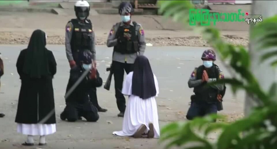 BER: Søster Ann Rose Nu Tawng ber politiet om å spare barn og sivile i opptøyene i Myanmar. Nonne i Myanmar trygler politiet - søster Ann Rose Nu Tawng