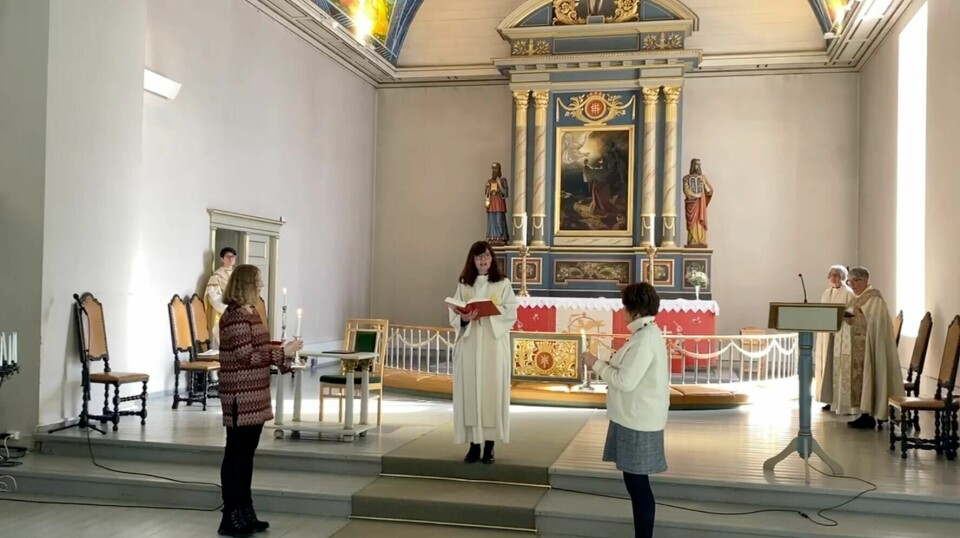 JUBILEUM: Seksti år etter Ingrid Bjerkås ble ordinert her i Vang kirke får vi bli med på gudstjeneste for å markere for den historiske hendelsen. Maria budskapsdag i Vang kirke 60 år siden Ingrid Bjerkås markering