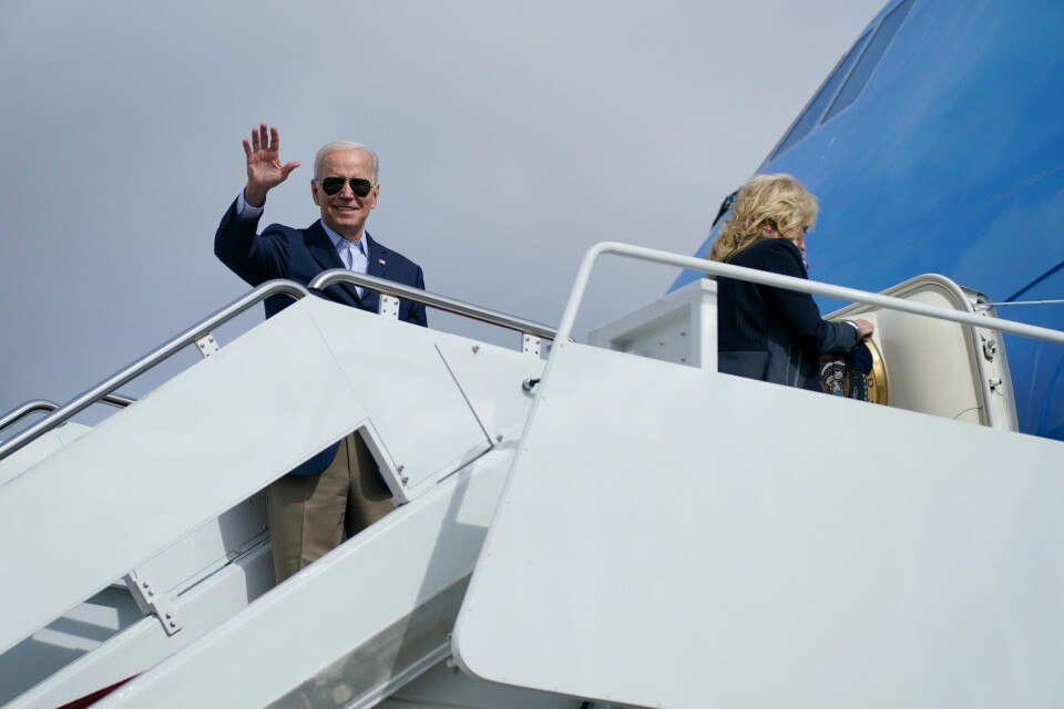 President Joe Biden på vei til Roma torsdag. Foto: Evan Vucci / AP / NTB President Joe Biden på vei til Roma torsdag. Foto: Evan Vucci / AP / NTB