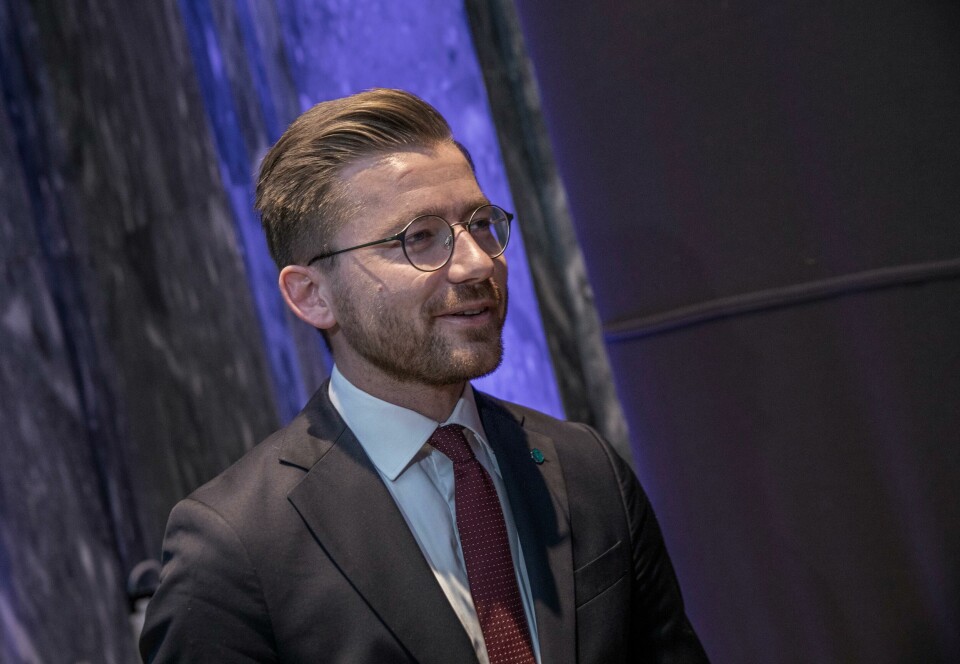 Klimakur 2030Klimaminister Sveinung Rotevatn mottok fredag Klimakur 2030 fra Miljødirektoratet.(Foto: Ole Berg-Rusten/NTB scanpix)