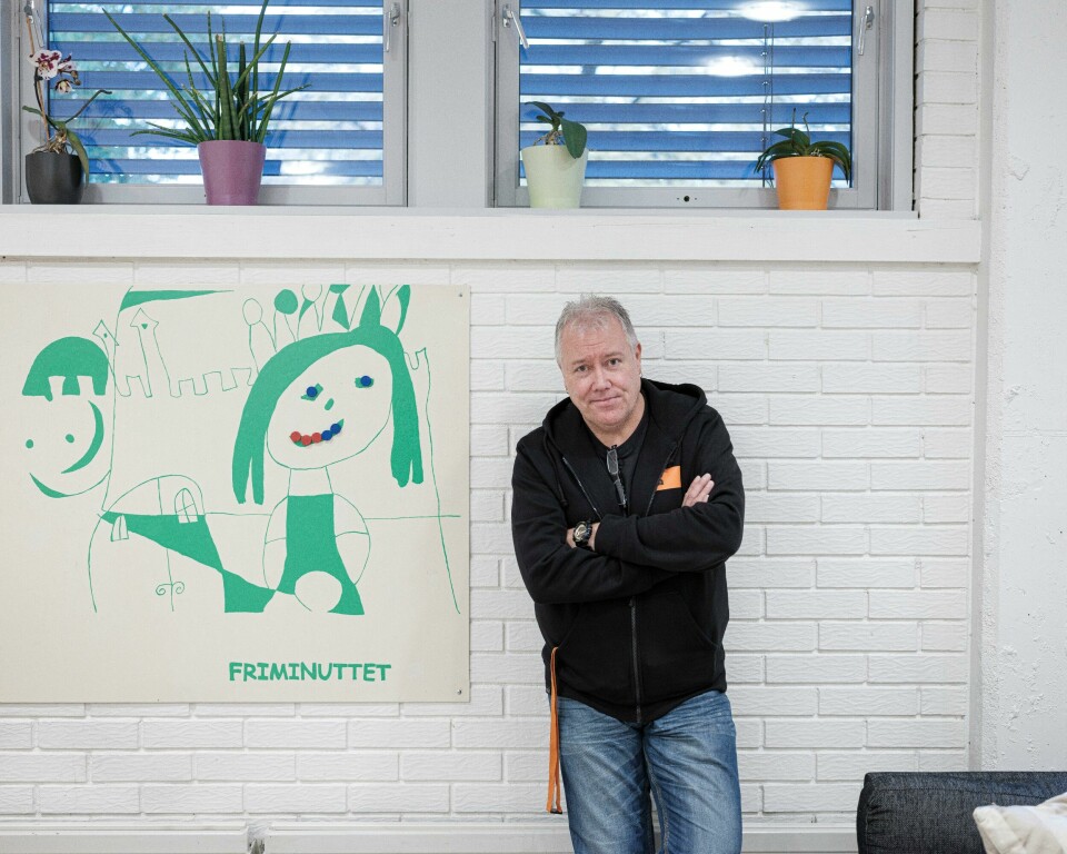 Avdelingsleder i Kirkens Bymisjon i Drammen Jan Rune Justad mener at det er viktigst at barn for mat på bordet.(Foto: Erlend Berge)