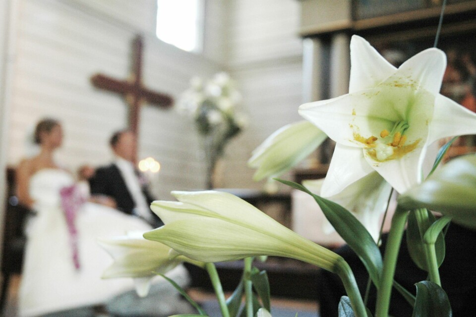 Den katolske kirke i Norge har til nå ikke fått oversatt til norsk alt som tilhører liturgien for ekteskap. Nå er ny liturgi sendt på høring.