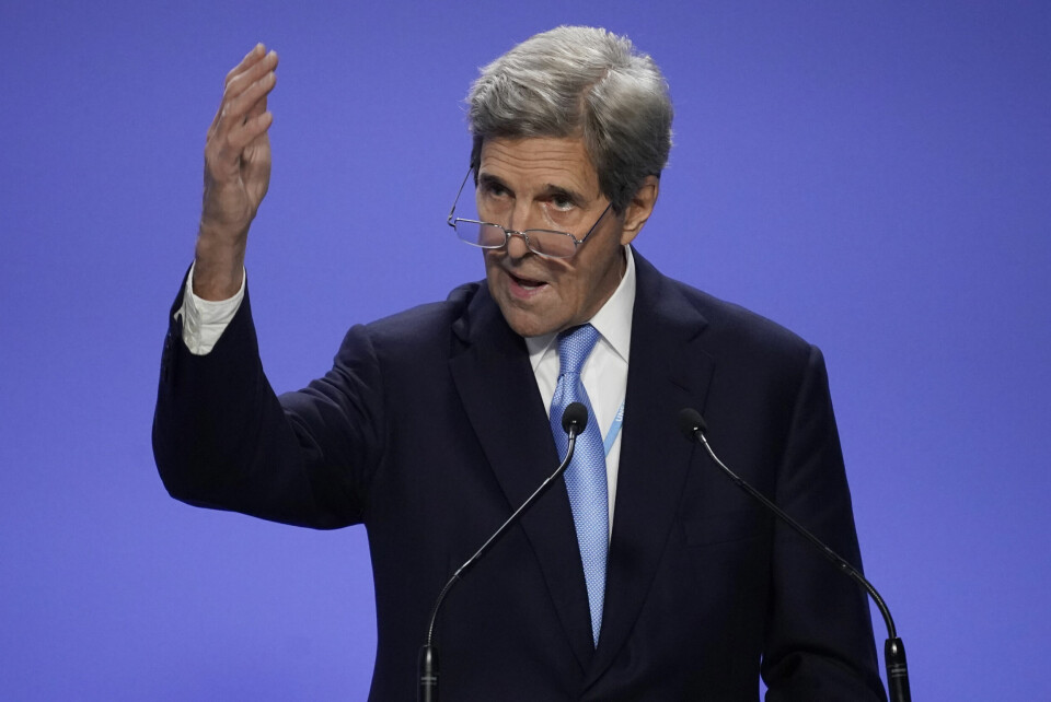 GLASGOW: John Kerry i Glasgow. Like etter Xies pressekonferanse var det USAs klimautsending John Kerrys tur. Foto: Alberto Pezzali / AP / NTB
