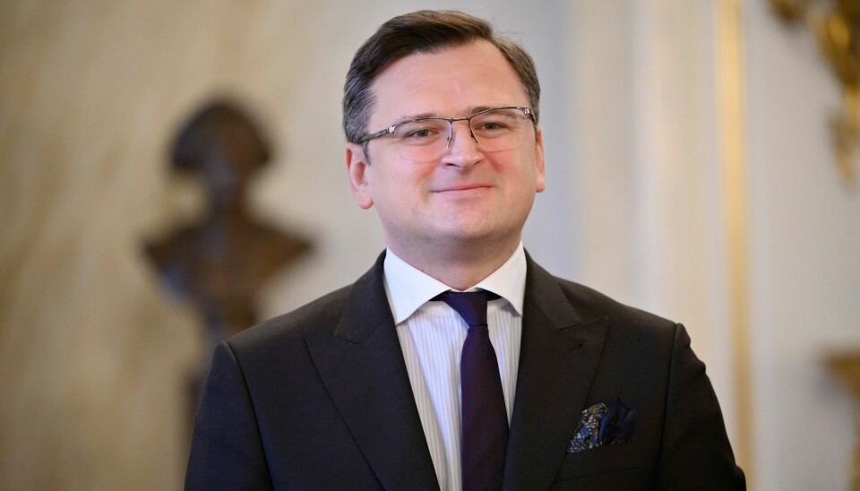 KONFLIKT: Ukrainas utenriksminister Dmytro Kuleba ber om russisk tålmodighet. Ukrainas utenriksminister Dmytro Kuleba var torsdag i København på et to dager langt besøk. Han har overlevert en ønskeliste over hvilke våpen landet vil ha. Foto: Philip Davali / Ritzau Scanpix via AP / NTB