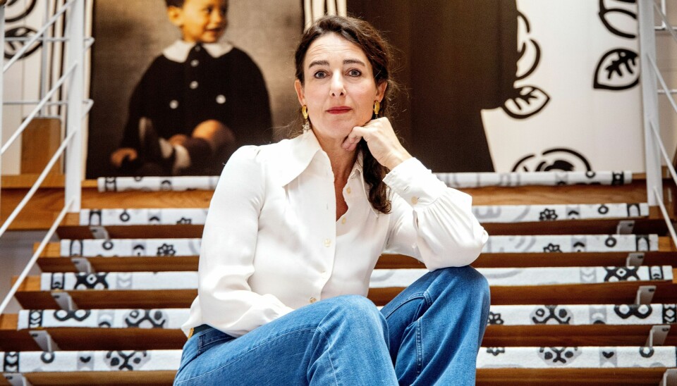 TEGNET ROMAN: Joanna Rubin Dranger har tegnet og skrevet boka Husk oss til livet om sin jødiske slekt og de som ble drept i holocaust. Tegningen vises på en utstilling i Stockholm. Husk oss til livet