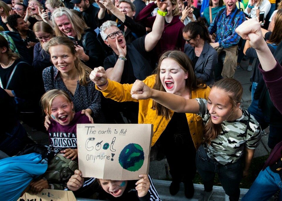 KlimabrøletSelv om mange nordmenn i høst brølte for sterkere innsats mot klimaendringene, er det også rundt 10 prosent som mener at klimaendringer ikke er menneskeskapte eller at klimaet ikke er i endring.(Foto: Berit Roald/NTB scanpix)