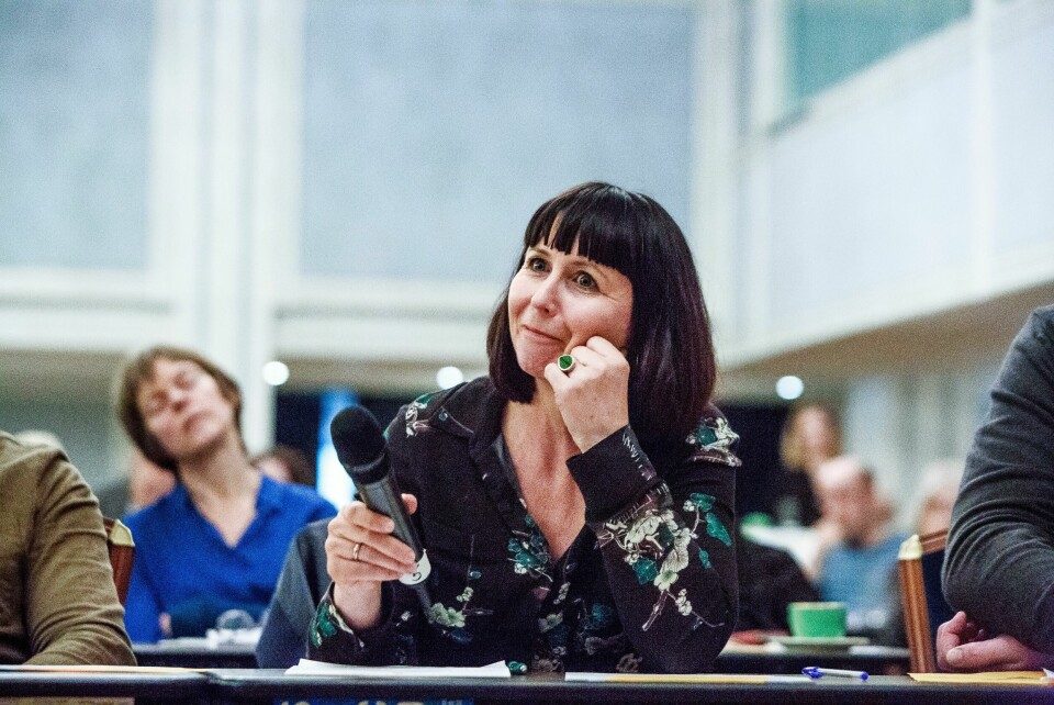 Heidi Marie Kriznik, leder i Den norske forfatterforeningen, skjønner at Forlaget Oktober kunne ha sett annerledes på denne utgivelsen dersom forfatteren hadde informert om sin tidligere domfellelse. Heidi Marie Kriznik på Den norske Forfatterforeningens årsmøte. Hun ble valgt til ny leder av foreningen.