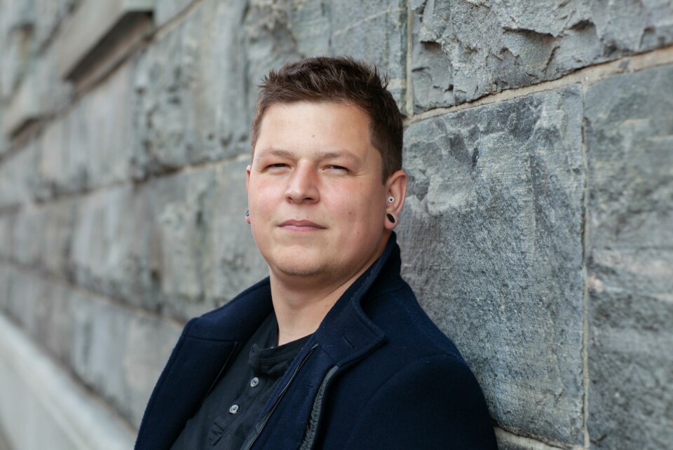 – Jeg skal ikke forskuttere hva som ender opp i boken, men jeg opplever det som naturlig med illustrasjoner som også viser Muhammed, sier lektor og lærebokforfatter Christian Lomsdalen. – Jeg skal ikke forskuttere hva som ender opp i boken, men jeg opplever det som naturlig med illustrasjoner som også viser Muhammed, sier lektor og lærebokforfatter Christian Lomsdalen.