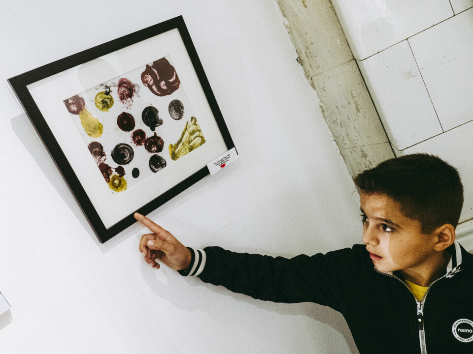 BARNDOM: Gor er en av barna som bor i kunststudioet. Han flyktet sammen med mor og besteforeldre, mens faren var soldat ved frontlinjen. Faren ble senere skadet, og ble sendt til Jerevan for å være sammen med familien.