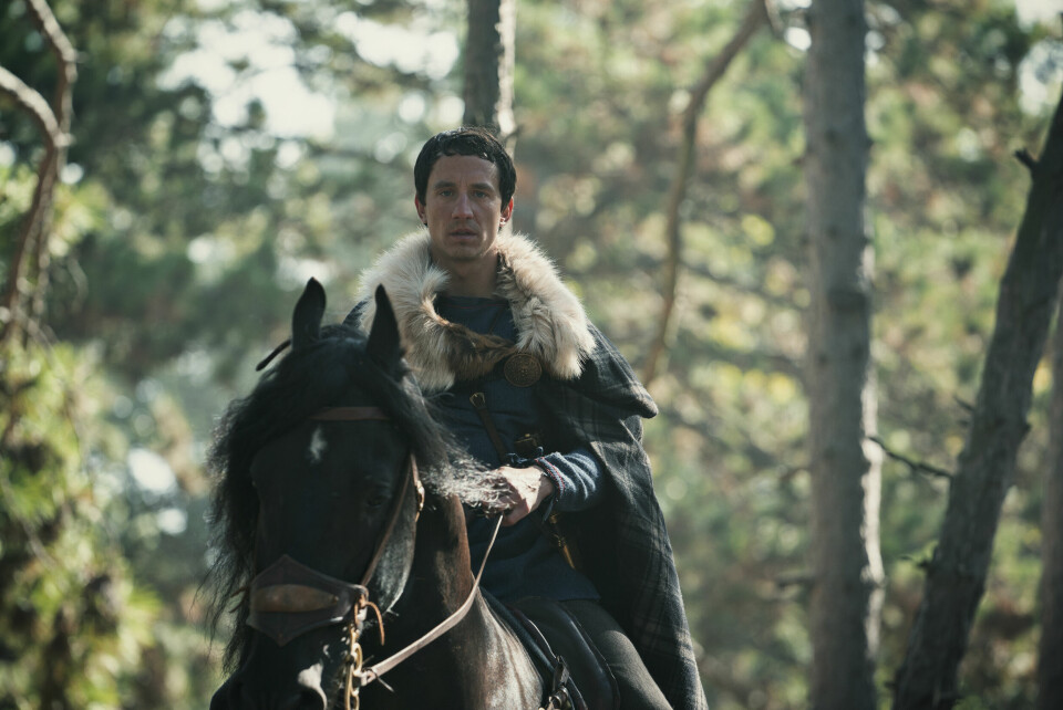 SAMVITTIGHETSKVALER: Arminius (Laurence Rupp) blir adoptert fra en germansk stamme til Det romerske imperiet for å sikre freden. I voksen alder vender han seg mot romerne. Den tyske Netflix-serien «Barbaren».