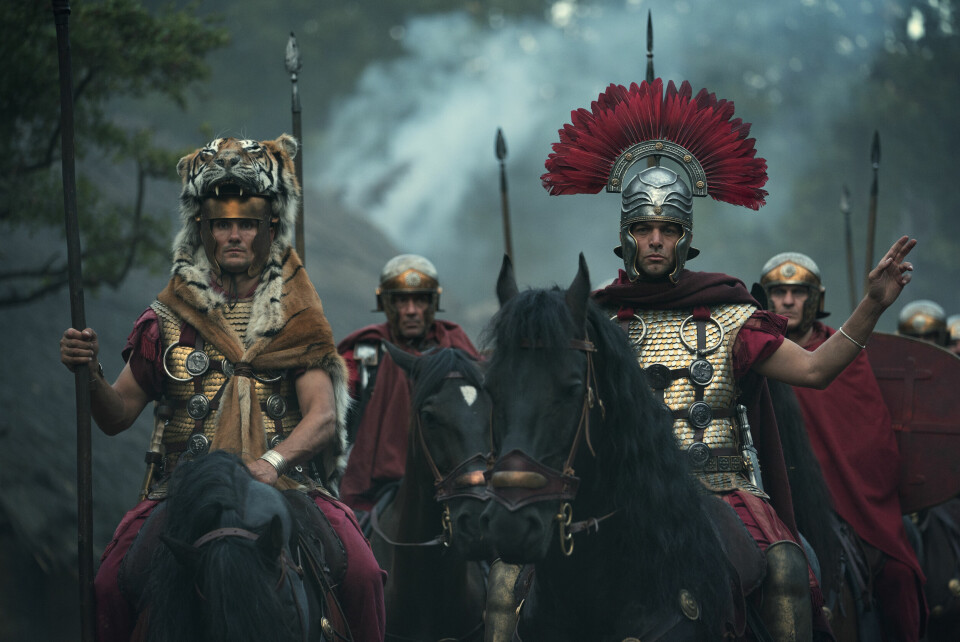 AUTENTISK: Historikere har bejublet kostymene i «Barbaren», som samsvarer med gravfunn, selv om romerne lever i full stridsutrustning og germanerne alle har møkk i ansiktet, skriver Asle Toje. Den tyske Netflix-serien «Barbaren».