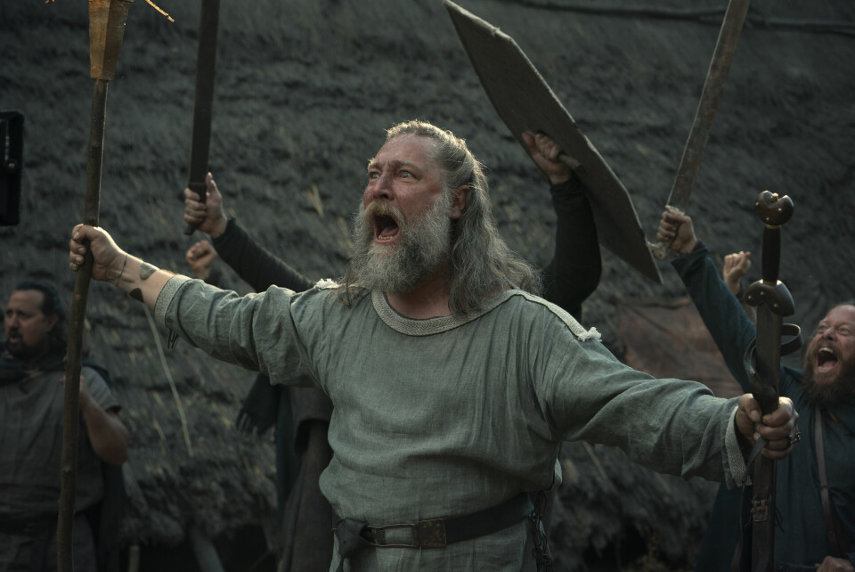 HØVDING: Mistroiske stammer finner sammen for å bekjempe den romerske overmakten i Netflix-serien «Barbaren». Bildet viser Segimer (Nicki von Tempelhoff), som leder stammen for Arminius. Den tyske Netflix-serien «Barbaren».