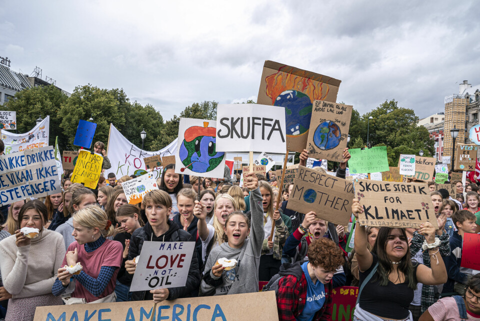 Klimabrøl framfor Stortinget. Foto: Erlend Berge.