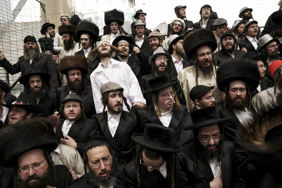 Purim-feiring i Det ultra-ortodokse nabolaget Mea Shearim i Jerusalem. Foto: Erlend Berge.