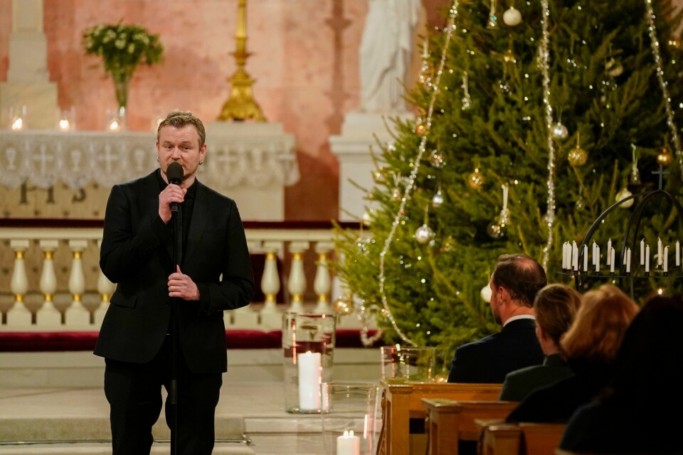 MEDVIRKET: Knut Anders Sørum sang under førjulsgudstjenesten i Slottskapellet. Knut Anders Sørum medvirket under kronprinsfamiliens førjulsgudstjeneste i Slottskapellet for frivillige fra en rekke organisasjoner i Oslo. Foto: POOL Lise Åserud / NTB