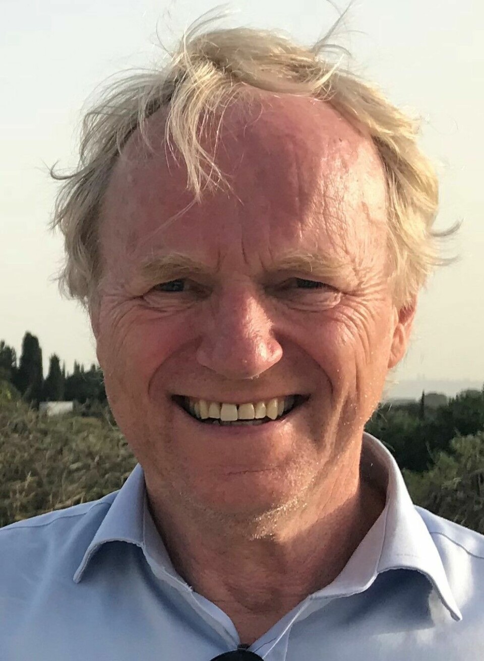 Thor Henning Lerstad, journalist og baha'i Thor Henning Lerstad, journalist og landsstyremedlem i baha'i-samfunnet
