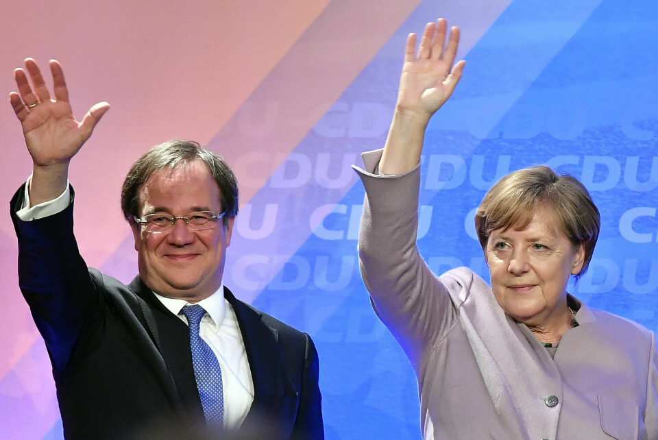 Som leder for Angela Merkels parti og med den drevne statslederens støtte lå alt til rette for at Armin Laschet kunne bli Tysklands neste statsminister. Flere tabber og svake målinger gjør det langt mer usikkert om han kan flytte inn på Merkels kontor etter valget i september. Arkivfoto: Martin Meissner / AP / NTB. Som leder for Angela Merkels parti og med den drevne statslederens støtte lå alt til rette for at Armin Laschet kunne bli Tysklands neste statsminister. Flere tabber og svake målinger gjør det langt mer usikkert om han kan flytte inn på Merkels kontor etter valget i september. Arkivfoto: Martin Meissner / AP / NTB