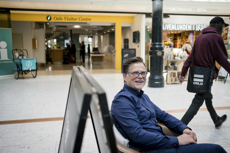 – Når jeg har beveget meg i samfunn som ikke har det trykket vi har på kommunikasjon eller reklame, så finnes lykken andre steder. Men det blir også for enkelt å skylde på reklametrykket, sier Jan Størksen, som igjen er markedsleder i Frelsesarmeen.
