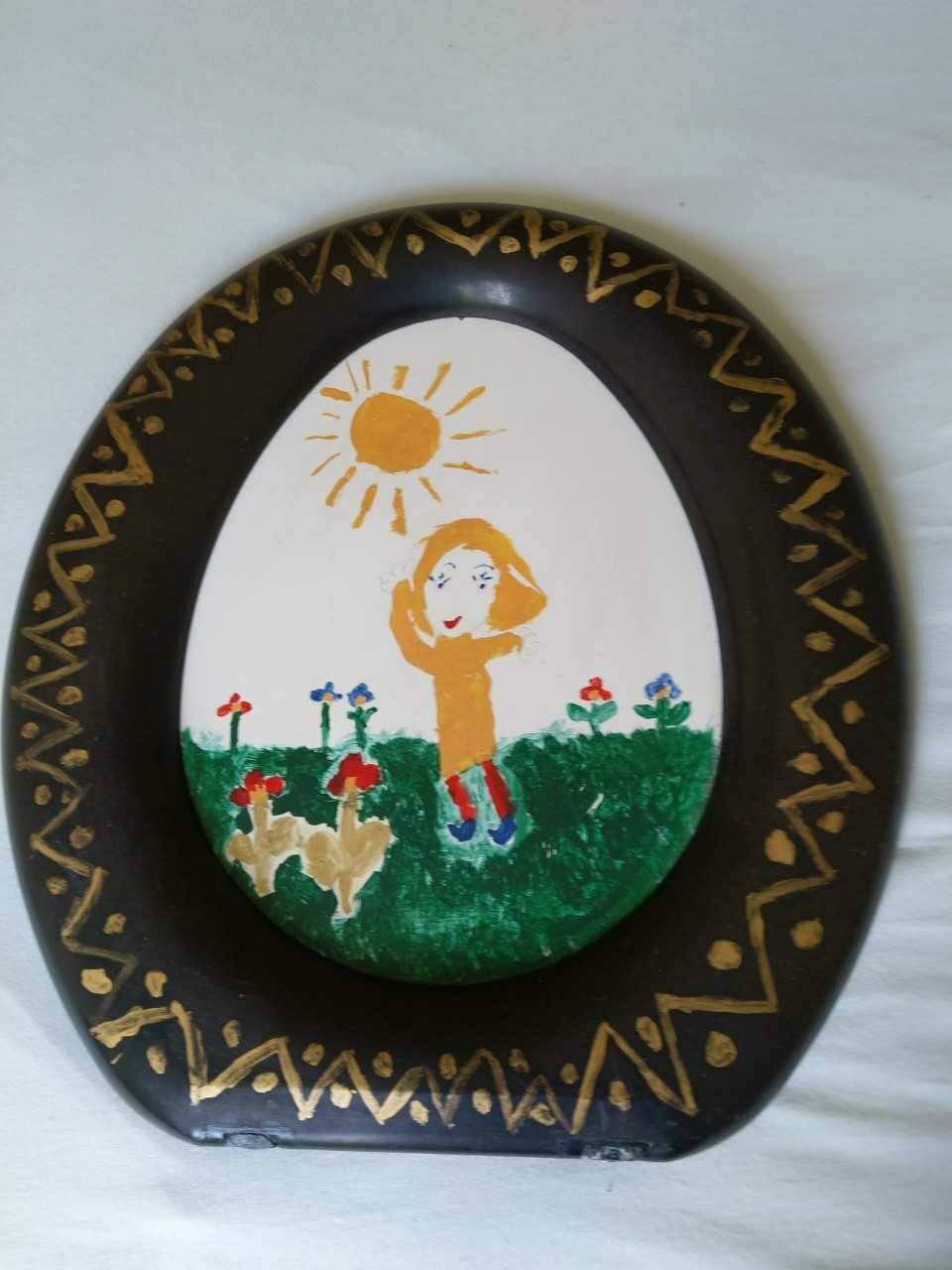 Tone Svendsen (5) har malt Maria Magdalena på vei fra graven.