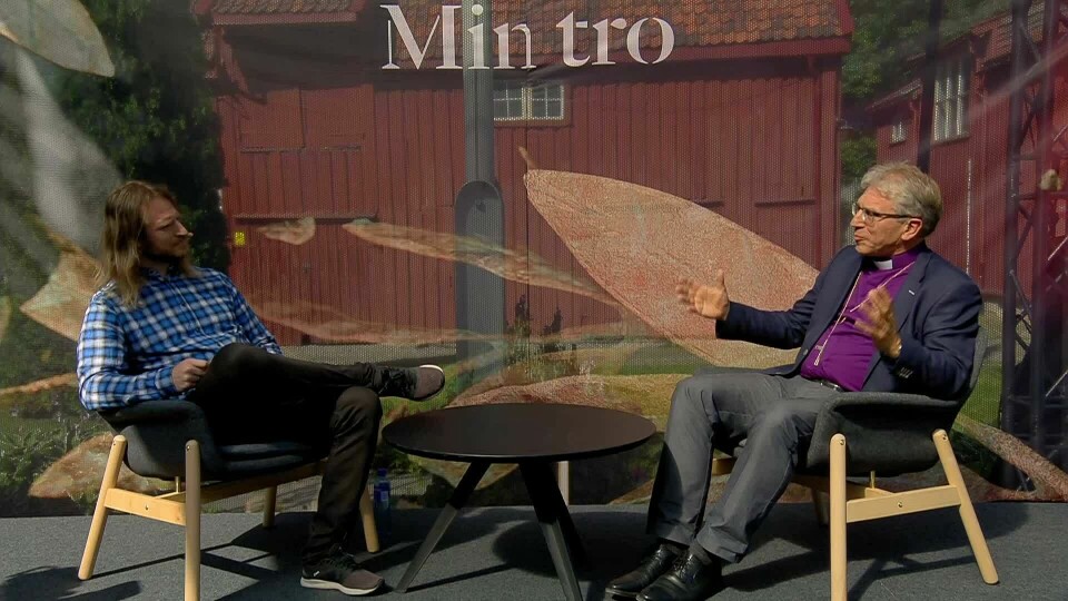 Vårt Lands Alf Kjetil Walgermo intervjuer preses Olav Fykse Tveit i Min tro-serien under Olavsfest 2020. Vårt Lands Alf Kjetil Walgermo intervjuer preses Olav Fykse Tveit i Min tro-serien under Olavsfest 2020.