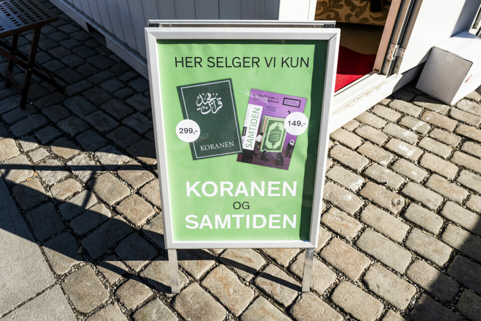 I utsalget på Youngstorget er kun to titler tilgjengelig.