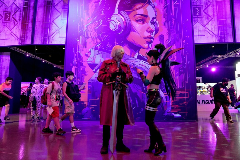 Gaming-fans kledd i cosplay-kostymer på en gaming-festival i Dubai i juni. Gaming-fans kledd i cosplay-kostymer på en gaming-festival i Dubai i juni. Foto: Kamran Jebreili / AP / NTB