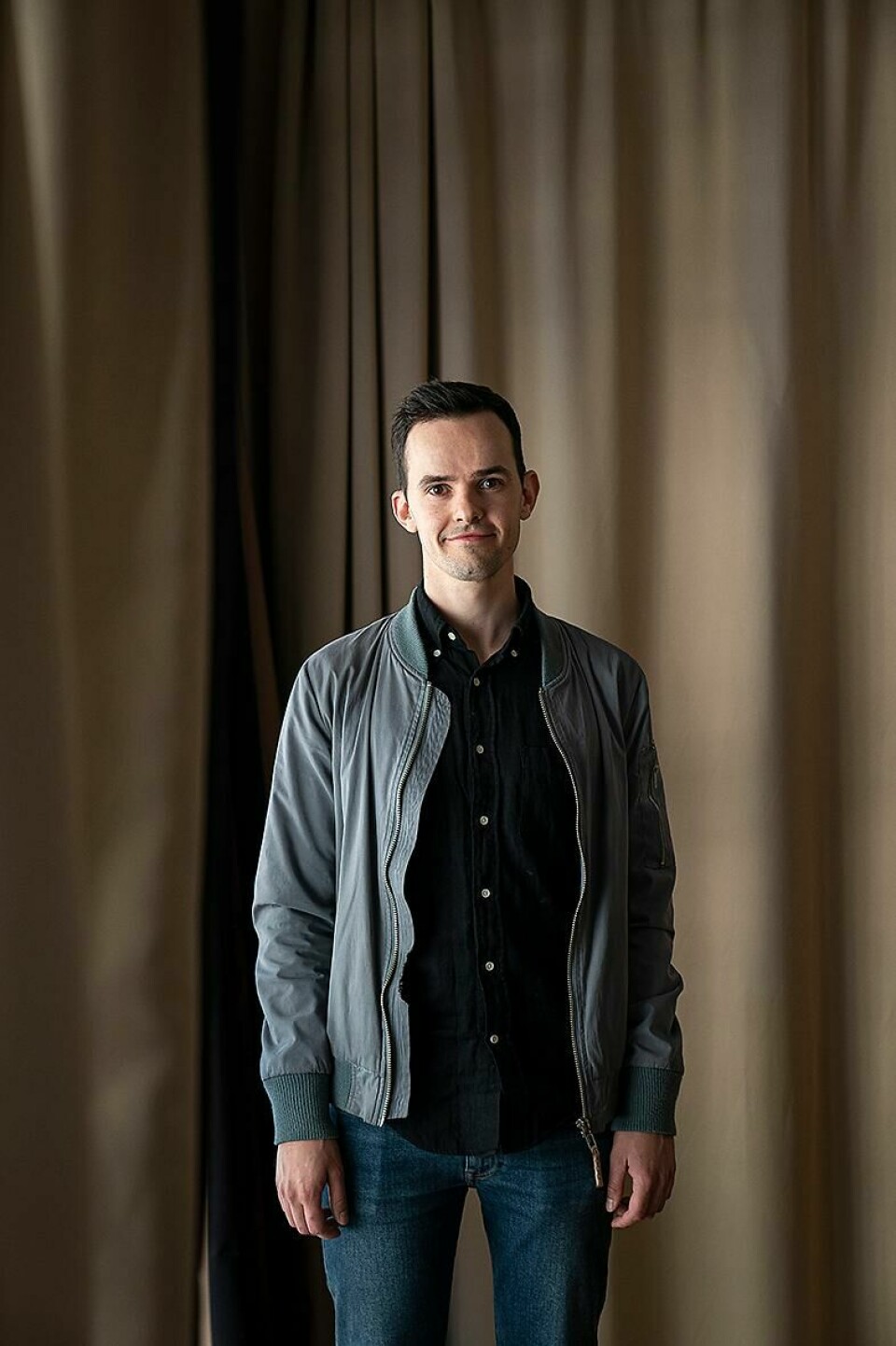 HLT-student Herman Frantzen er glad for at høyskolen tar opp temaet endetidsteologi. – Dersom kristne ledere ikke snakker om det, overlater vi undervisningen til YouTube og podkaster, sier Frantzen. Pressevisning av Disco. Herman Frantzen