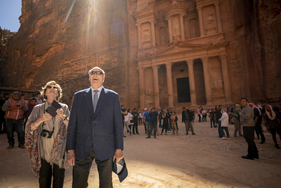 Kong Harald og dronning Sonja besøker oldtidsbyen Petra i Jordan onsdag. Det er siste post under det tre dager lange statsbesøket.